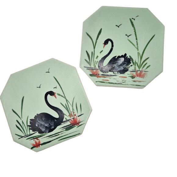 1946 Alpena Michigan Folk Art Swan Plaques Set of 2 - Picture 6 of 12